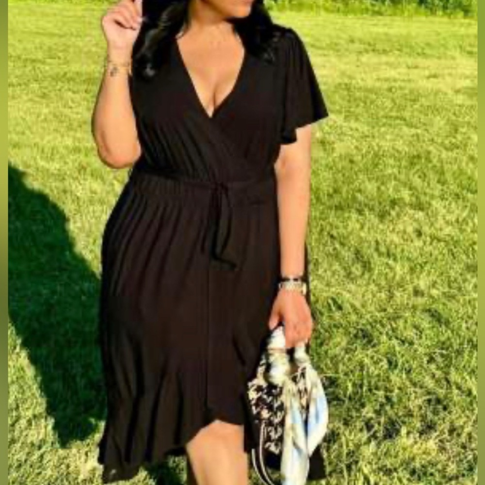NWT Ava & Viv Flutter Sleeve Midi Black Wrap Dress Size XXL - Picture 5 of 16